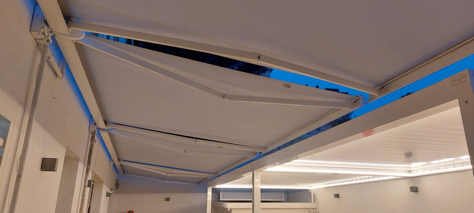 Tenda da sole su misura